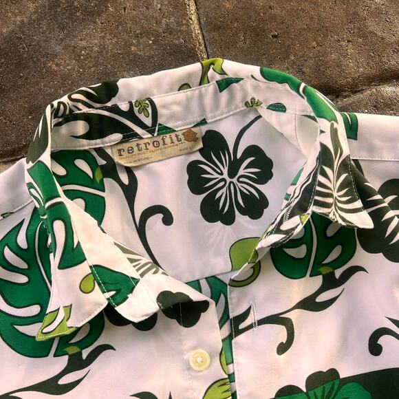 Monstera Button Down Shirt - Picture 4 of 4